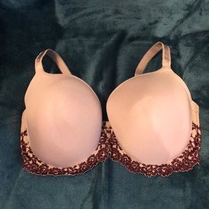 Wacoal Embrace lace trim tshirt bra